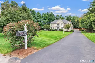 305 S Gate Ln, Fairfield, CT 06890 - Photo 35
