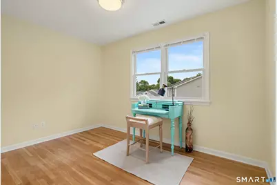 211 Hunyadi Avenue, Fairfield, CT 06824 - Photo 11