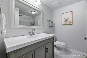 135 Knapps Hwy, Fairfield, CT 06825 - Photo 19