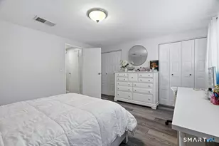 135 Knapps Hwy, Fairfield, CT 06825 - Photo 21