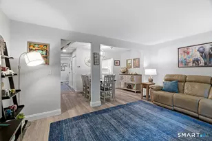 135 Knapps Hwy, Fairfield, CT 06825 - Photo 9