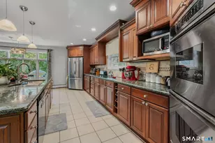 35 Pepperbox Rd, Waterford, CT 06385 - Photo 3