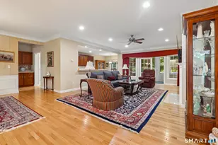 155 Country Club Dr, Oxford, CT 06478 - Photo 9