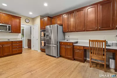 155 Country Club Drive #155, Oxford, CT 06478 - Photo 13
