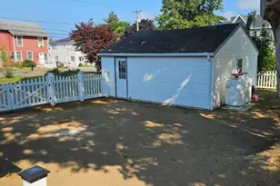 185 Shore Rd, Waterford, CT 06385 - Photo 5