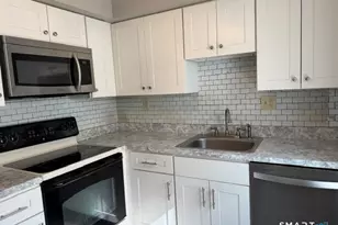 129 Candlewood Dr, South Windsor, CT 06074 - Photo 15