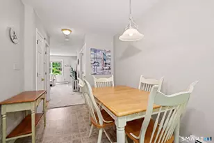 210 Brentwood Dr, Wallingford, CT 06492 - Photo 7