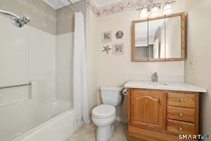 210 Brentwood Dr, Wallingford, CT 06492 - Photo 23