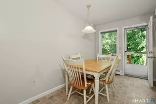 210 Brentwood Dr, Wallingford, CT 06492 - Photo 11