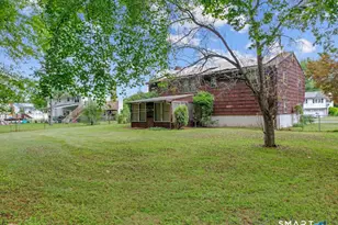 27 Norman Dr, East Hartford, CT 06108 - Photo 23