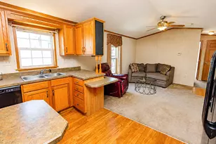 56 Sweetbriar St, Norwich, CT 06360 - Photo 7