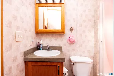 56 Sweetbriar Street, Norwich, CT 06360 - Photo 17