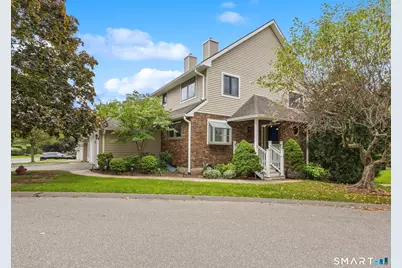 27 Fox Run Court #27, Newington, CT 06111 - Photo 1