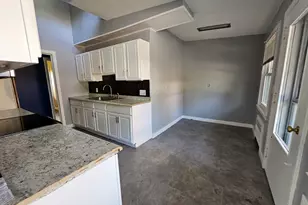 762 Ocean Ave, New London, CT 06320 - Photo 3