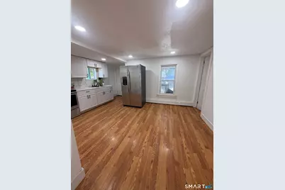 172 Dekalb Avenue, Bridgeport, CT 06607 - Photo 9