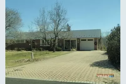 34 Hoskins Road, Bloomfield, CT 06002 - Photo 1