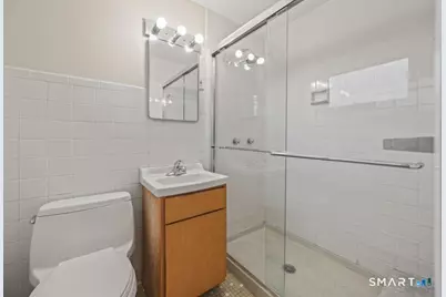 34 Hoskins Road, Bloomfield, CT 06002 - Photo 15