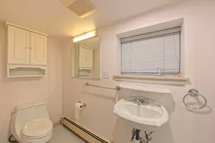 36 Derby Pl, Stratford, CT 06614 - Photo 7