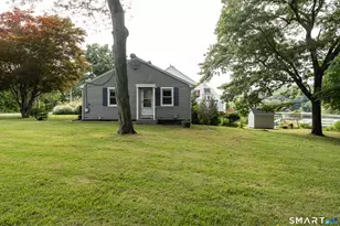 16 Pattagansett Dr, East Lyme, CT 06333 - Photo 3