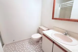 7 Little Oak Ln, Rocky Hill, CT 06067 - Photo 9