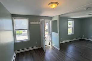126 Ashland St, Griswold, CT 06351 - Photo 5