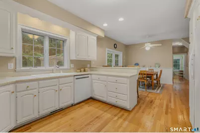 8 Windermere Way, Essex, CT 06442 - Photo 5