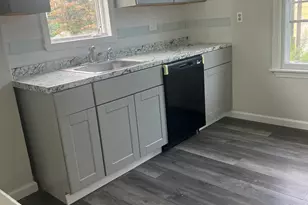 28 3rd St, Bristol, CT 06010 - Photo 5