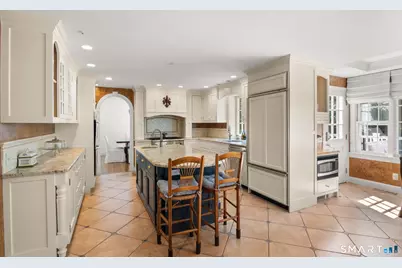 20 Gray Squirrel Drive, New Canaan, CT 06840 - Photo 7