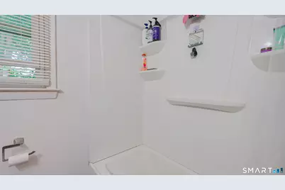 49 Media Avenue, Waterbury, CT 06708 - Photo 15