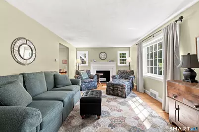 21 Cherryfield Drive, West Hartford, CT 06107 - Photo 3