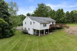 3 Carriage Ln, East Granby, CT 06026 - Photo 5