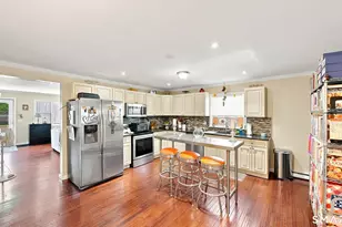 82-84 Harbor Dr, Stamford, CT 06902 - Photo 29
