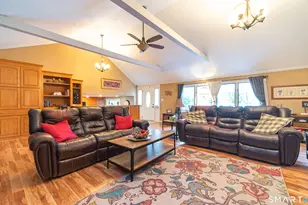 3 Linda Ct, North Branford, CT 06472 - Photo 13