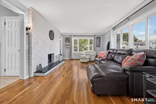 75 Meadow View Rd, New Haven, CT 06519 - Photo 5