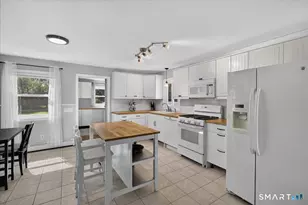 75 Meadow View Rd, New Haven, CT 06519 - Photo 7