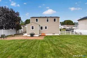 75 Meadow View Rd, New Haven, CT 06519 - Photo 23