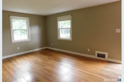 3 Pleasant Drive, Hamden, CT 06514 - Photo 9
