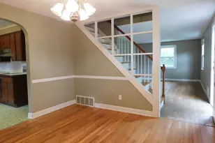 3 Pleasant Dr, Hamden, CT 06514 - Photo 5