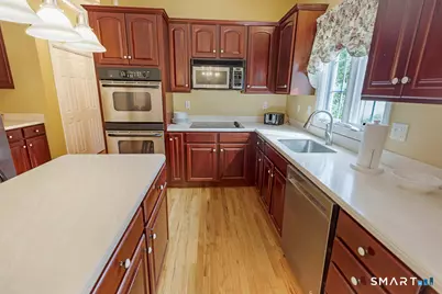 9 Taylor Ridge Road, Clinton, CT 06413 - Photo 3