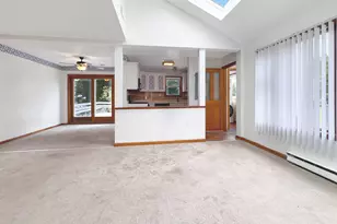134 Mansfield Grove Rd, East Haven, CT 06512 - Photo 7