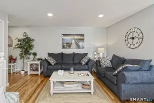 22 W Walk, West Haven, CT 06516 - Photo 19