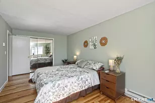 22 W Walk, West Haven, CT 06516 - Photo 33