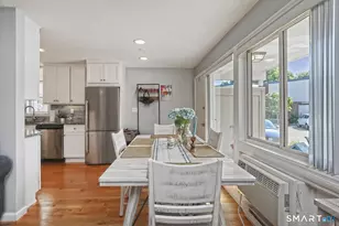 22 W Walk, West Haven, CT 06516 - Photo 13