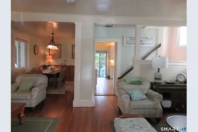 10 Elliott Avenue, New London, CT 06320 - Photo 5