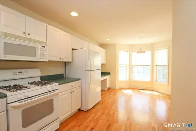 904 Sienna Drive #904, Danbury, CT 06810 - Photo 3