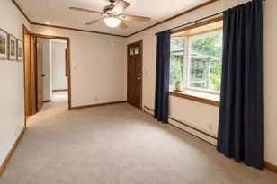 8 Darien Rd, New Fairfield, CT 06812 - Photo 5