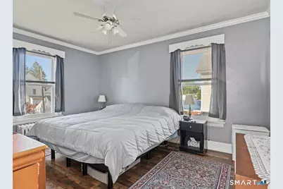 64 Glendale Avenue, Bridgeport, CT 06606 - Photo 17