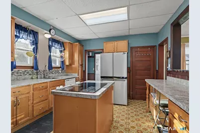 64 Glendale Avenue, Bridgeport, CT 06606 - Photo 3