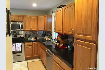 8 Lincoln Avenue #2, Stonington, CT 06379 - Photo 3
