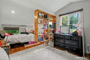 161 Delaware Dr, Stratford, CT 06614 - Photo 19